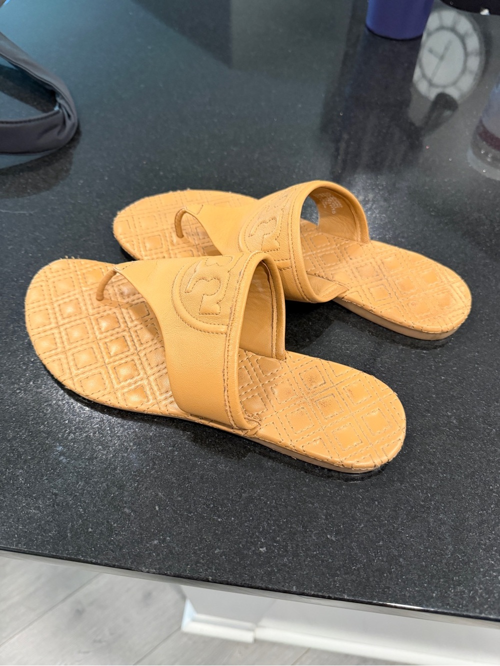 Tory Burch Tan Leather Thong Sandals - Picture 2 of 4